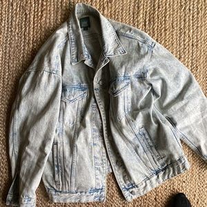 Wild Fable Trucker Denim Jacket in Light Acid Wash